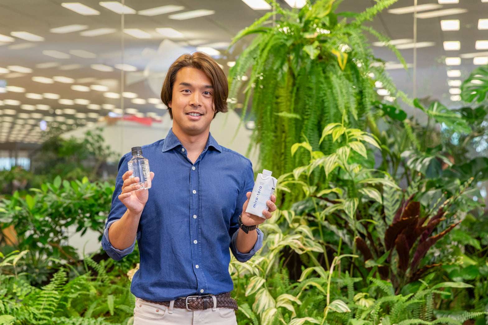 ミネラルウォーターの新定番！「LOHACO Water 210ml」と「mira-tera」の特徴と開発の裏側を深掘りしました